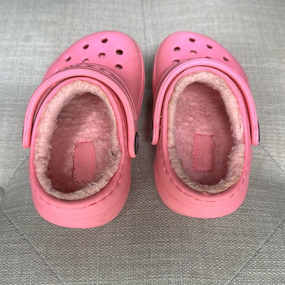 Pink toddler Crocs size 5 - Picture 2 of 5